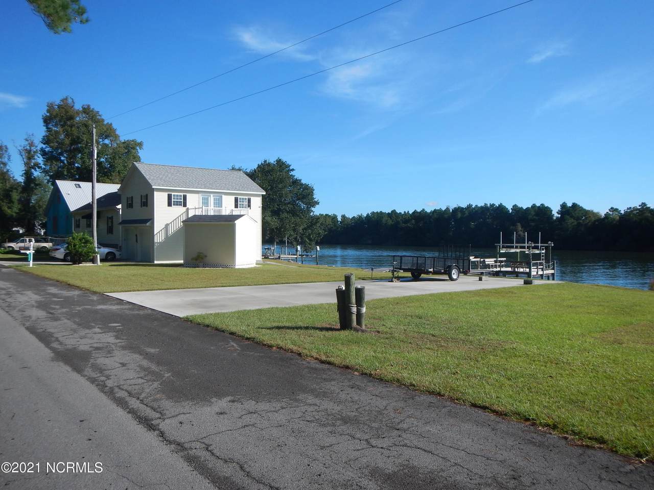 1046 Sea Gate Drive - Photo 1