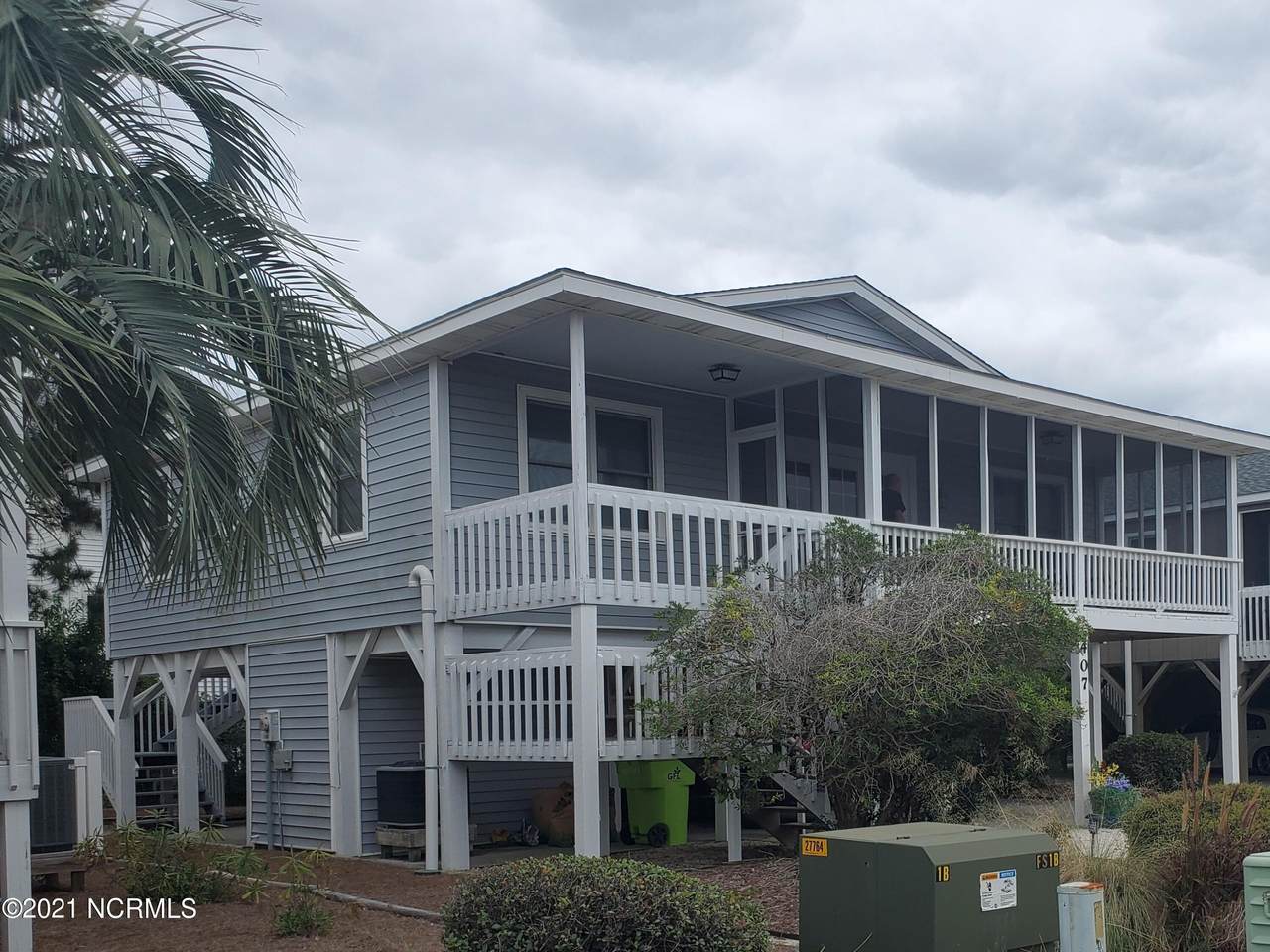 407 34th Street - Photo 1
