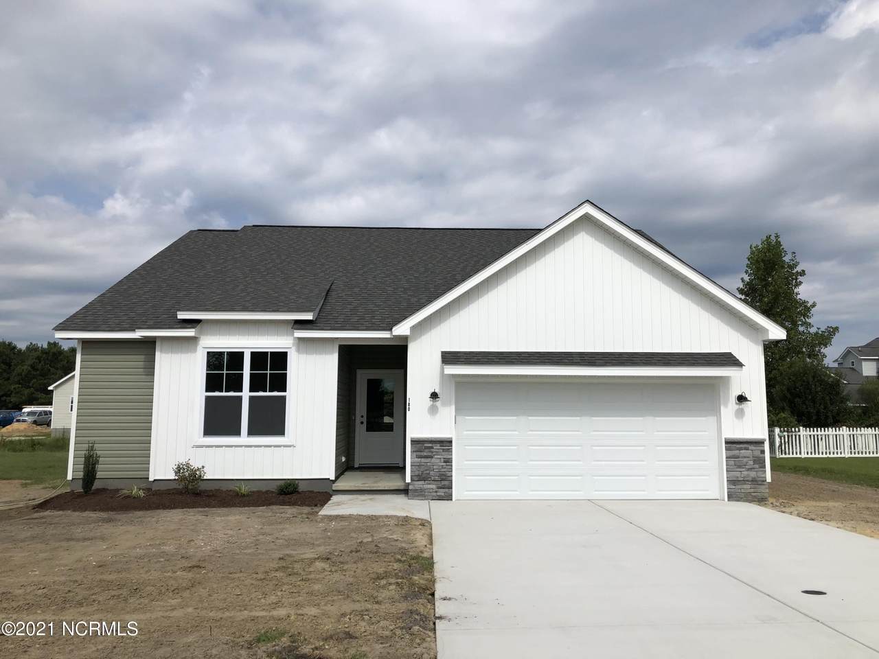 227 Mulberry Drive - Photo 1