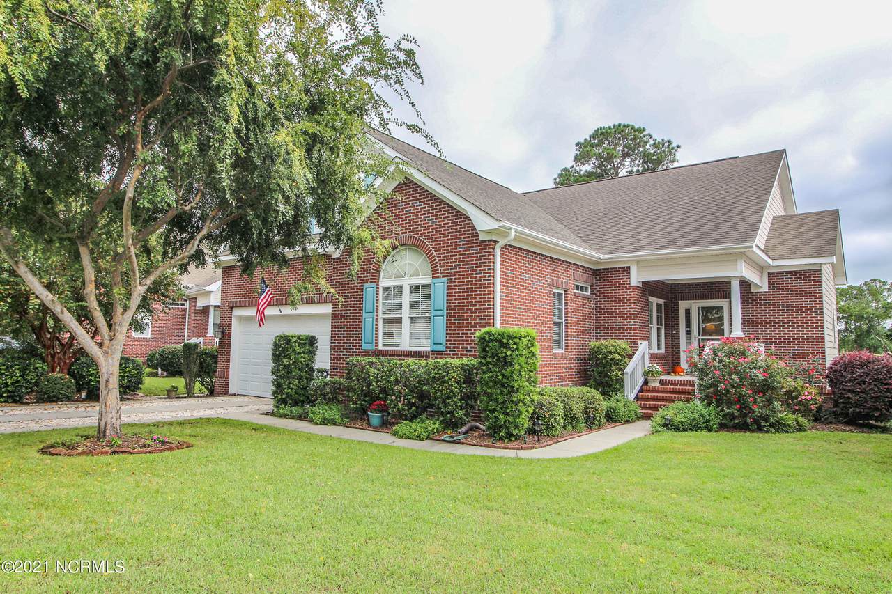 5084 Glen Cove Drive - Photo 1