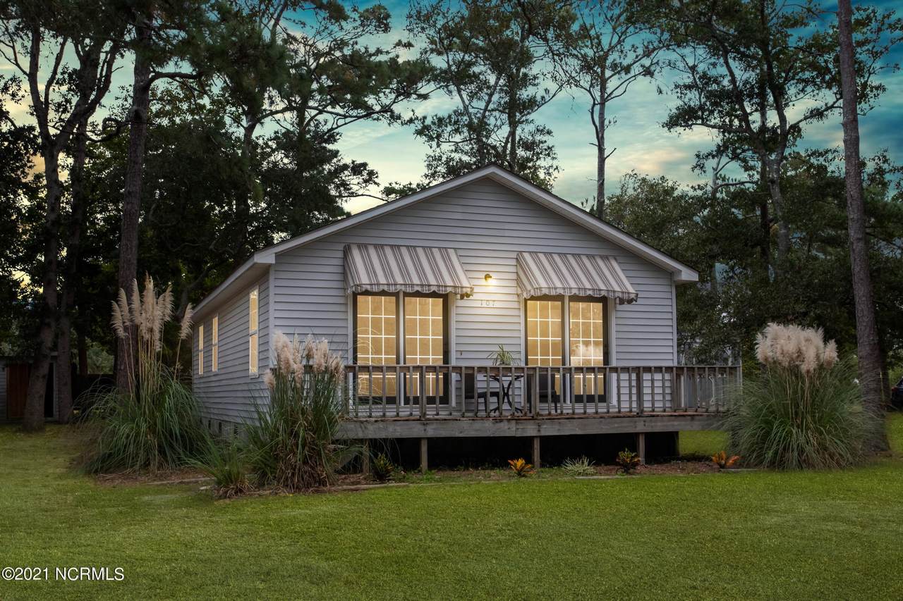 107 65th Street - Photo 1