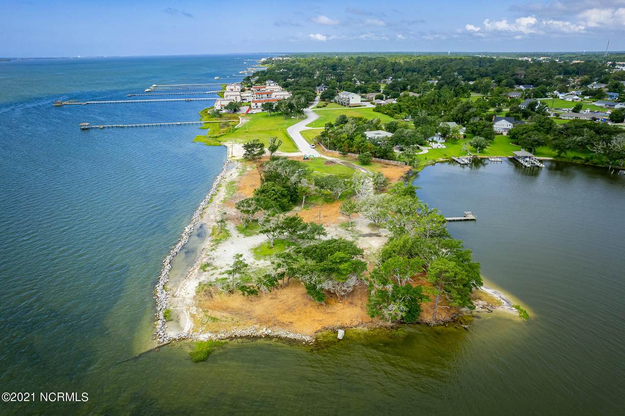 4709 S Shore Drive, Morehead City, NC 28557 (MLS 100298617) Linda