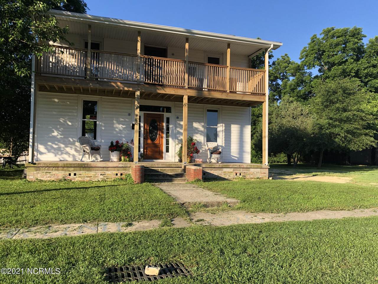 136 Carteret Street - Photo 1