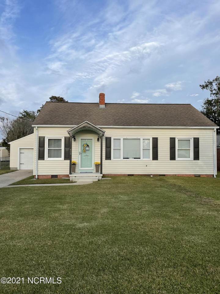 606 Sabiston Drive - Photo 1