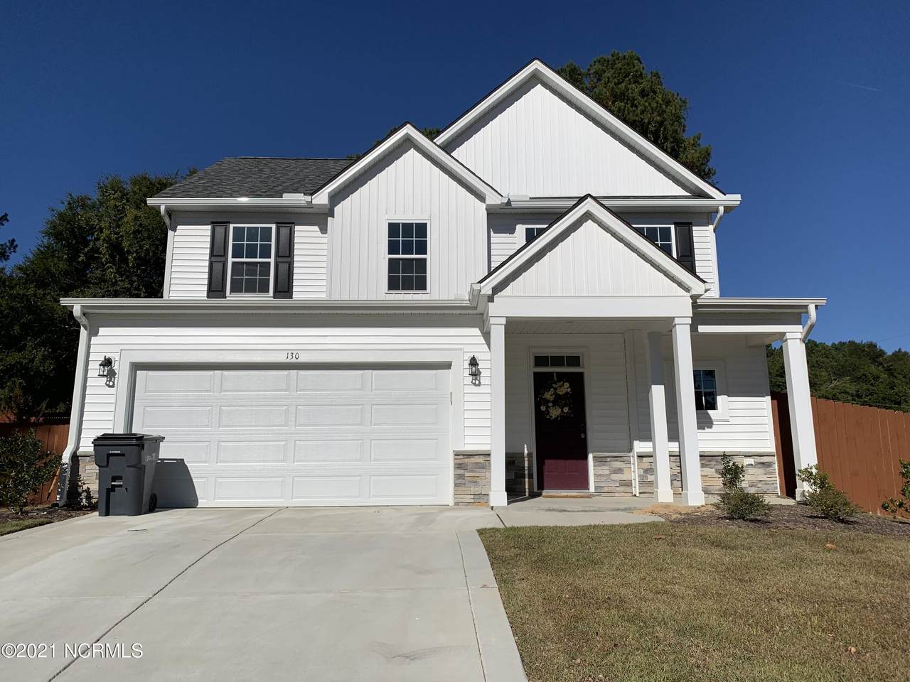 130 Henley Place - Photo 1