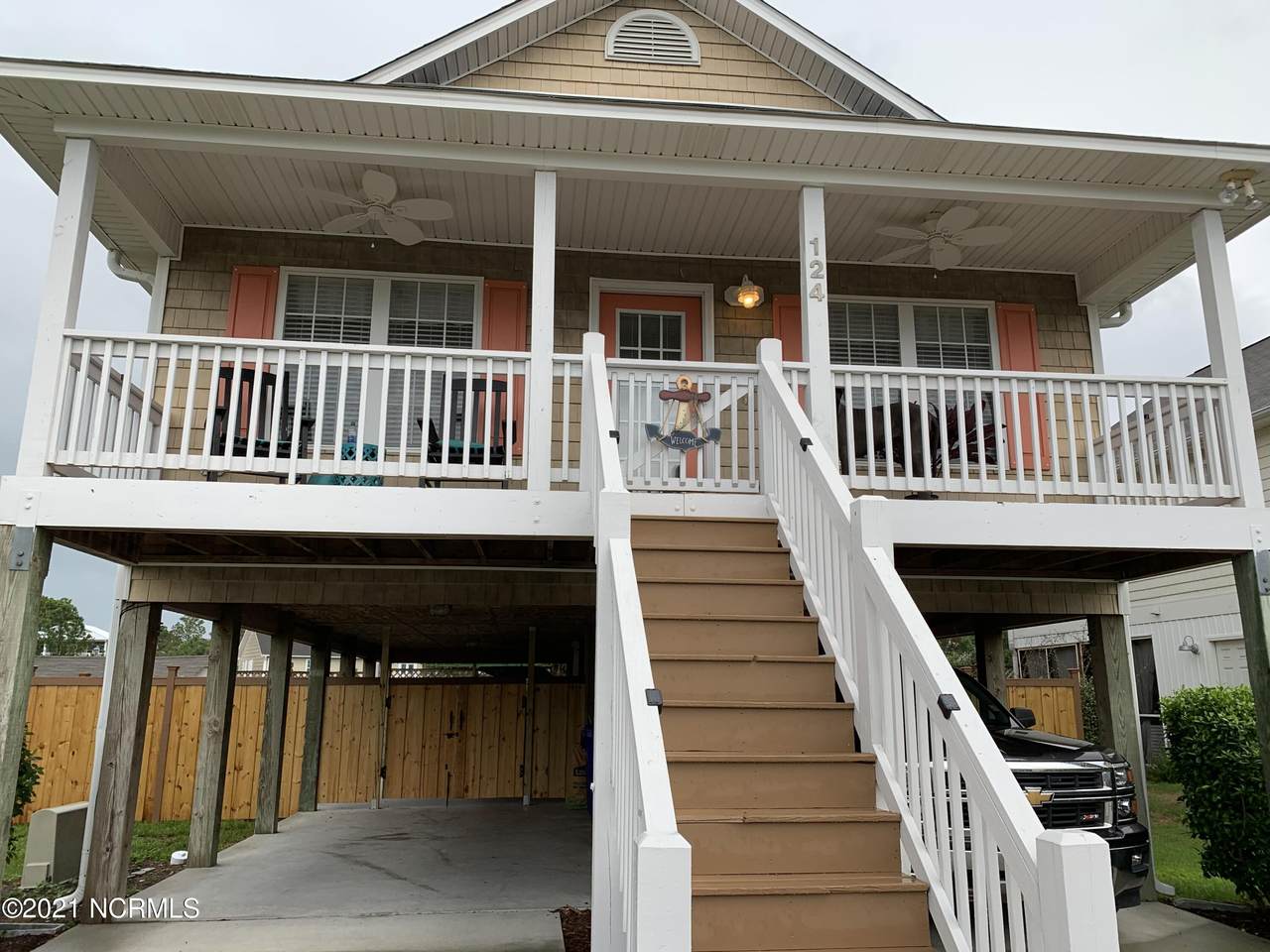 124 Olde Mariners Way - Photo 1