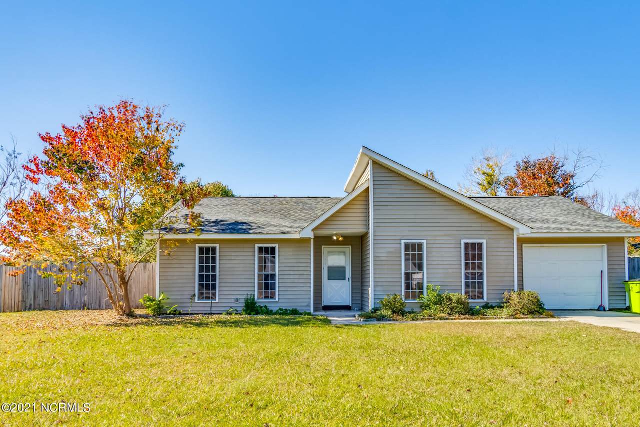 218 Sanders Lane - Photo 1