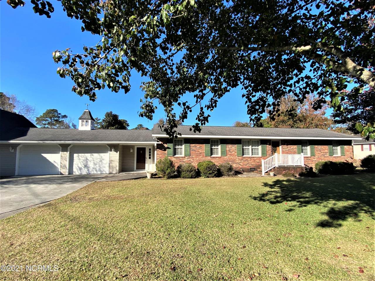 217 Camellia Street - Photo 1