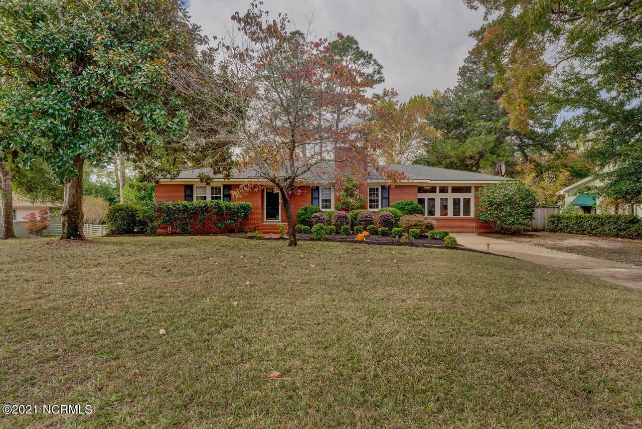 134 Ridgeway Drive - Photo 1