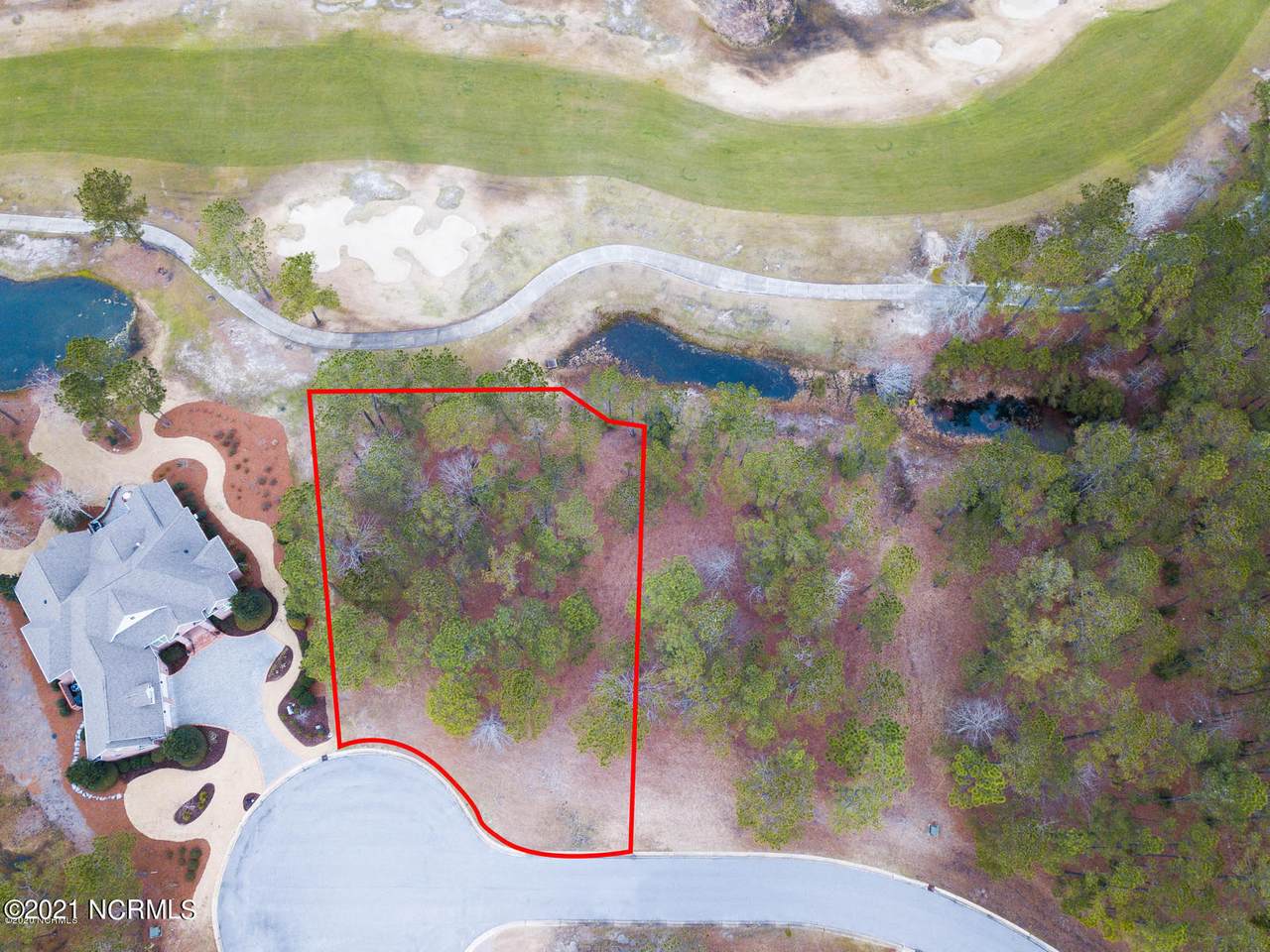548 Royalty Court - Photo 1