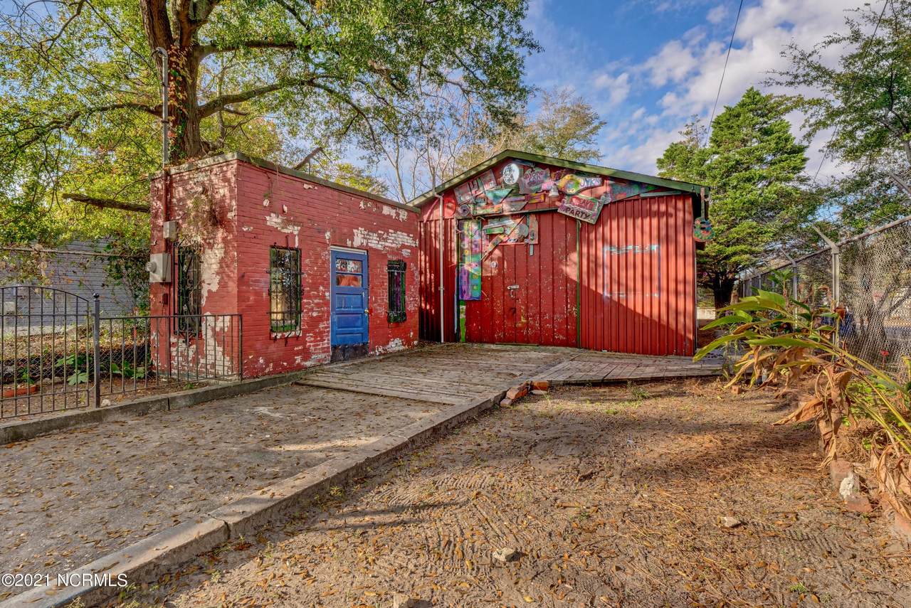 1302 4th Street - Photo 1