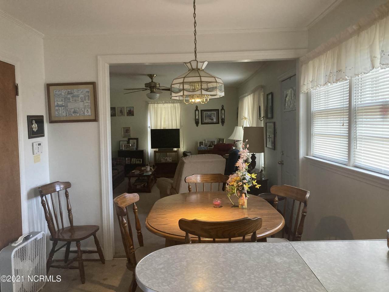 625 Poplar Street - Photo 1