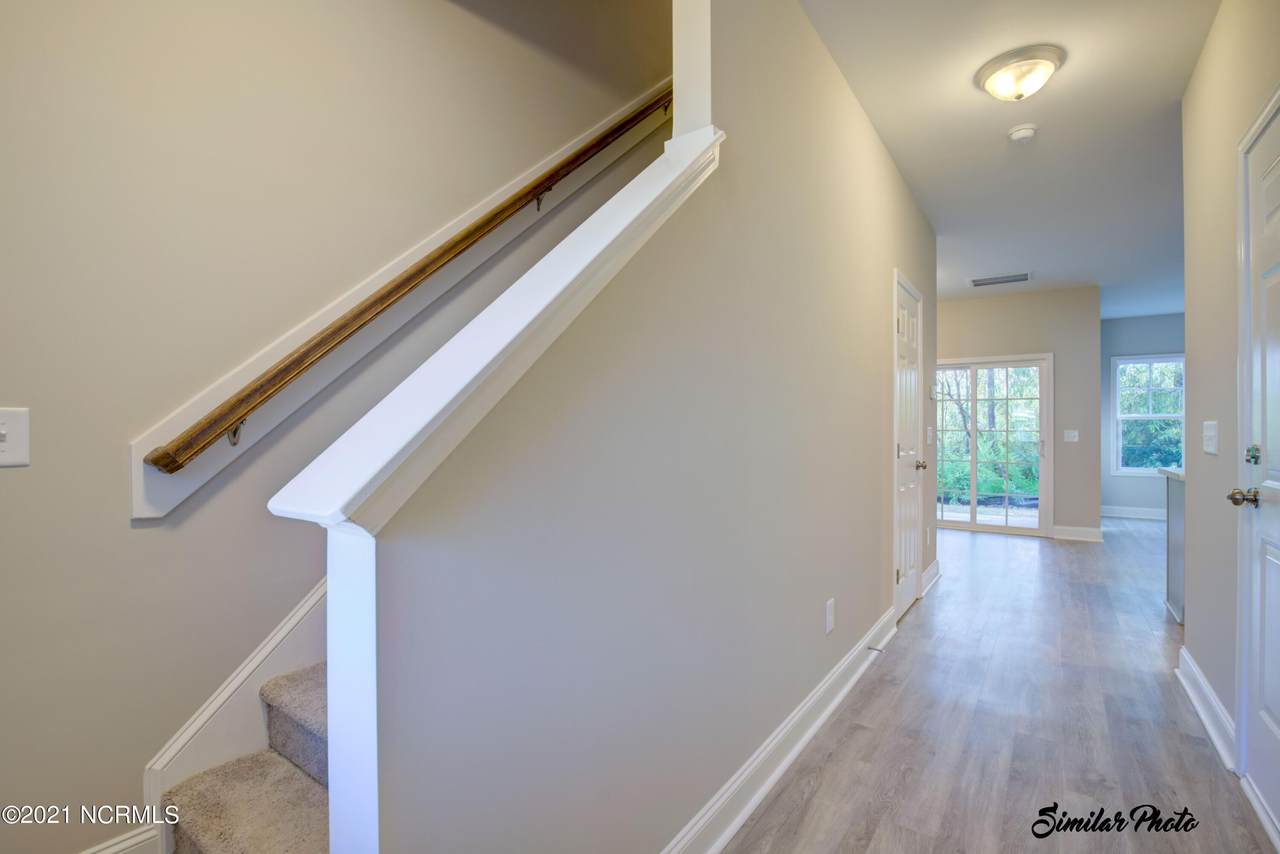 355 Stingray Lane - Photo 1