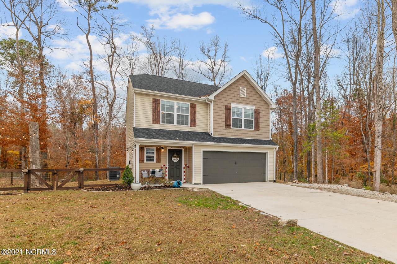 186 Backfield Place - Photo 1