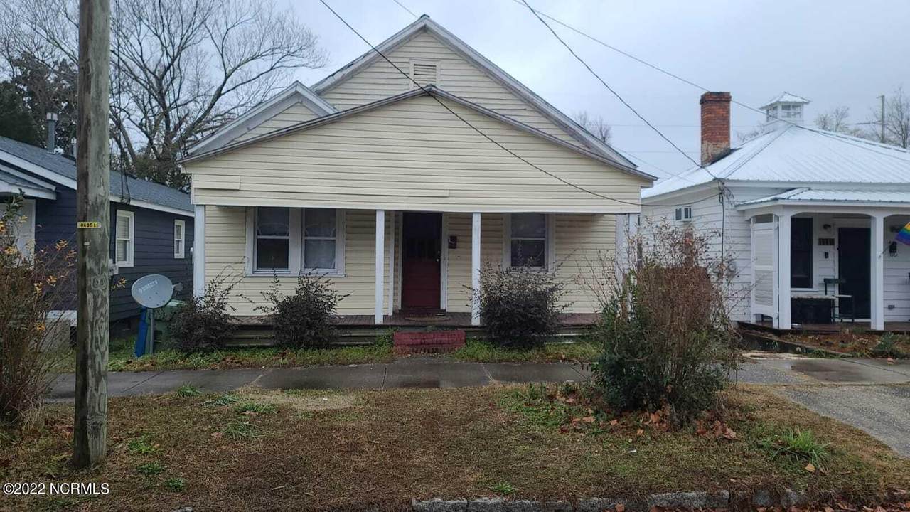 109 9th Street - Photo 1
