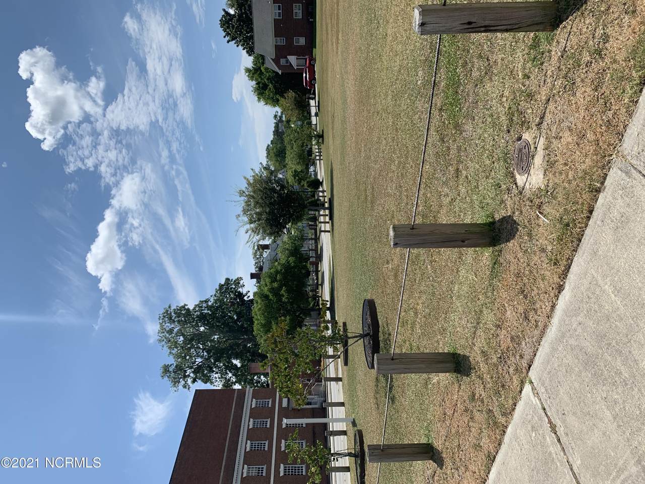 502 Broad Street - Photo 1