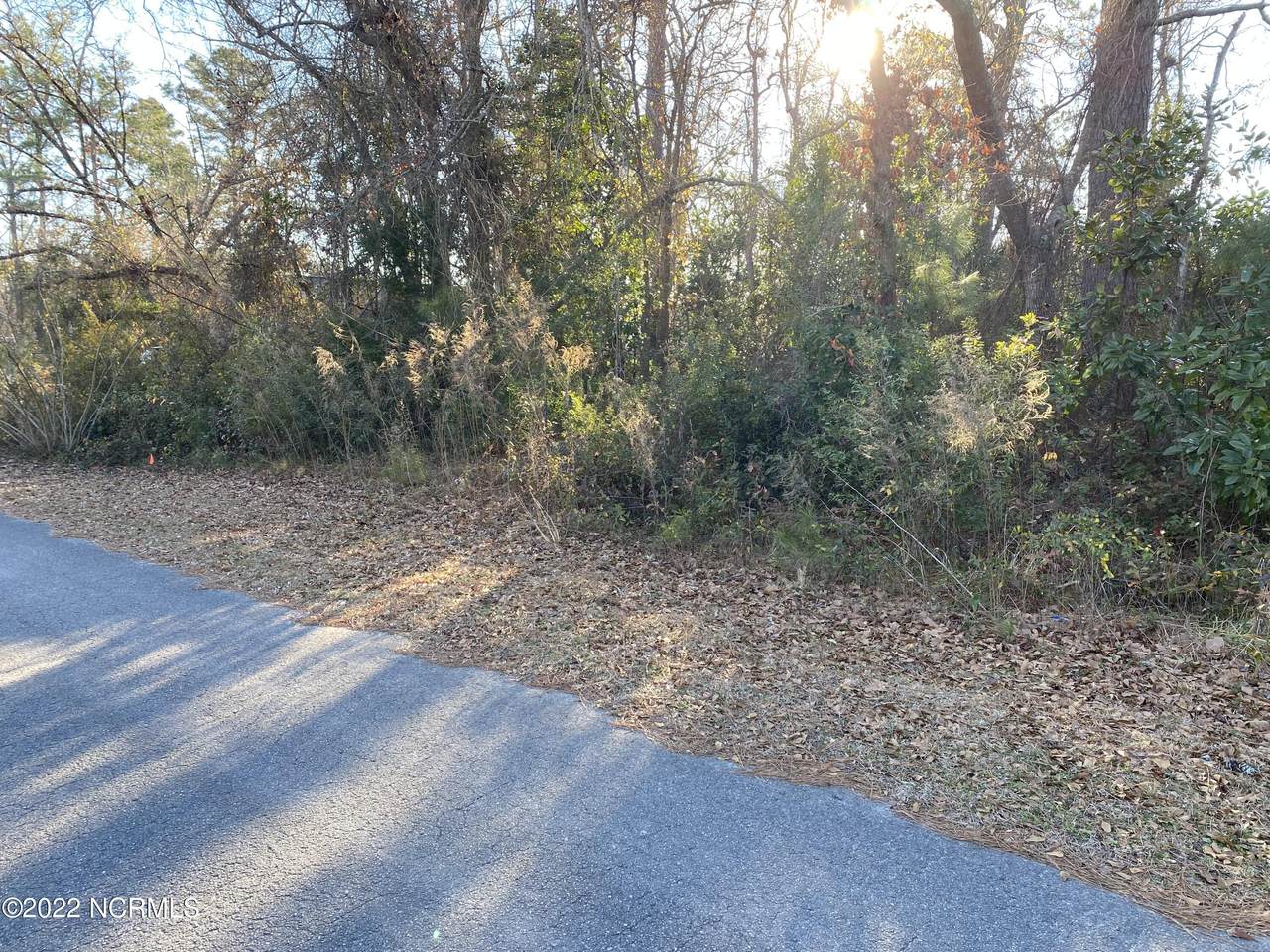 121 Merrill Drive - Photo 1