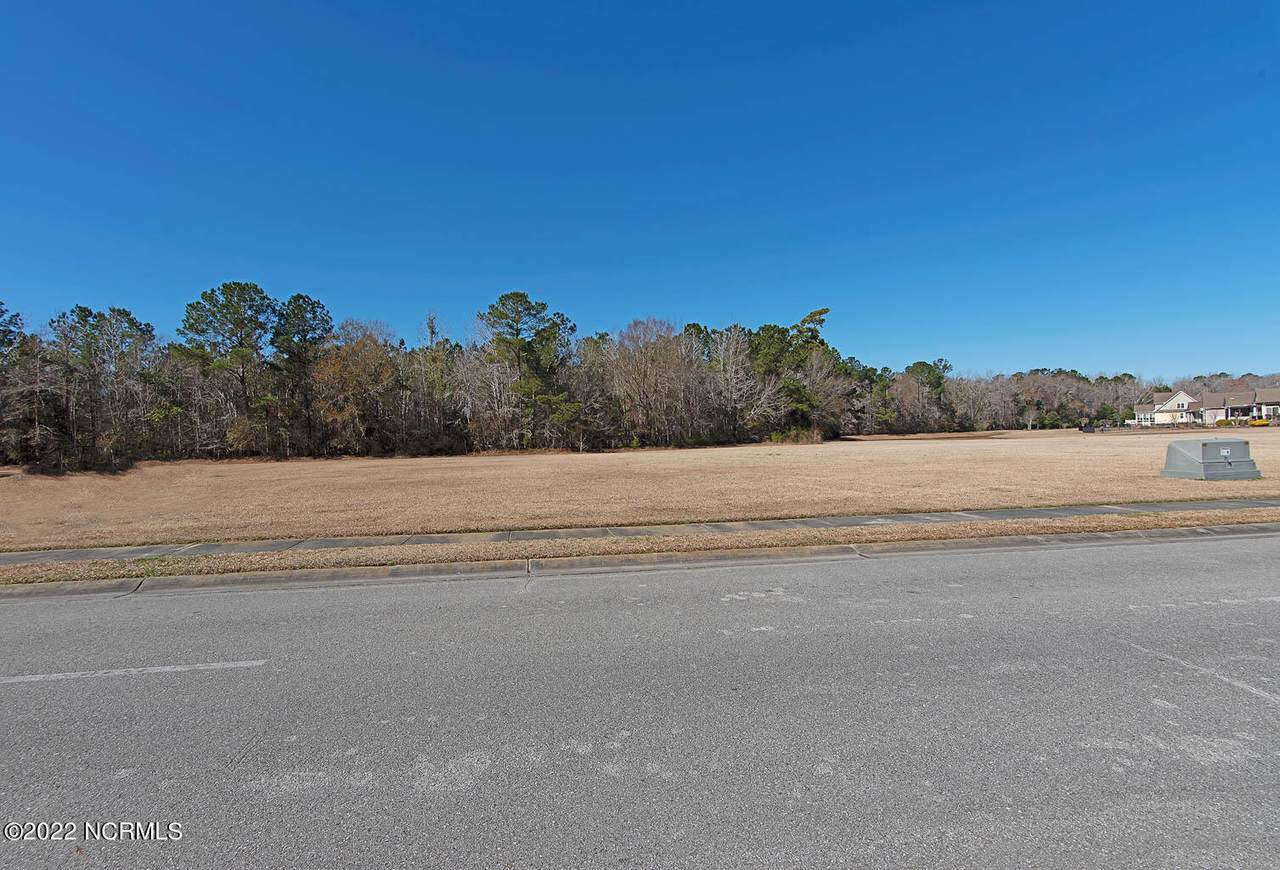 9390 Old Salem Way - Photo 1