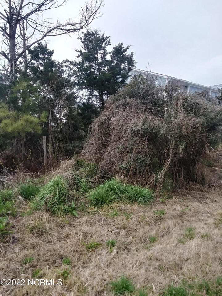 5513 Pelican Drive - Photo 1