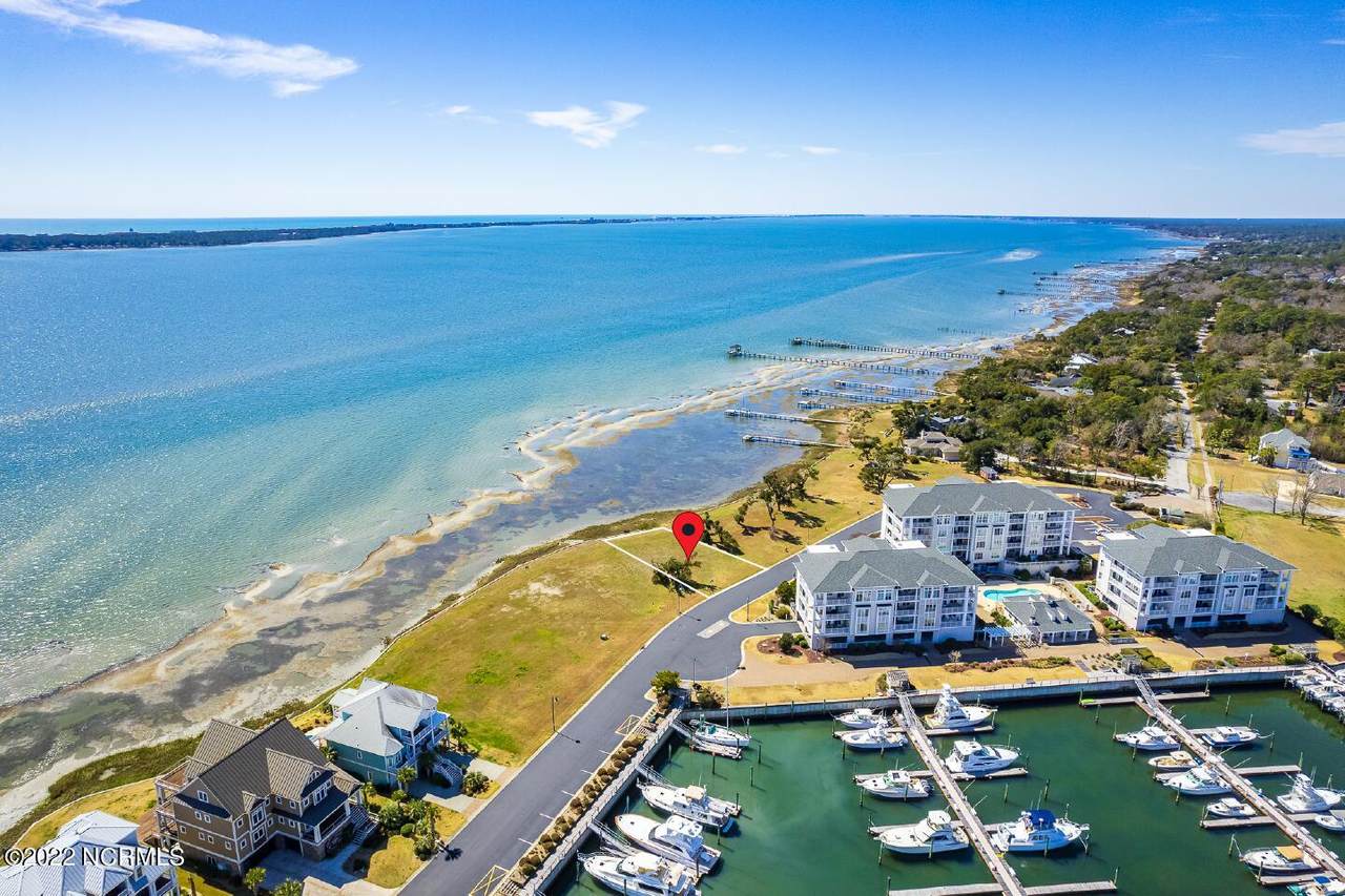 137 Lands End Court - Photo 1