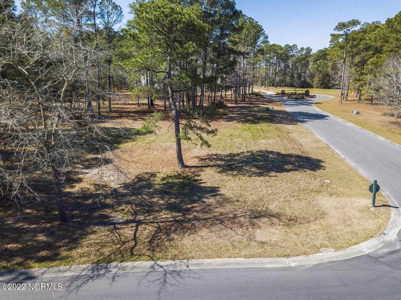 117 Pine Ridge Drive - Photo 1