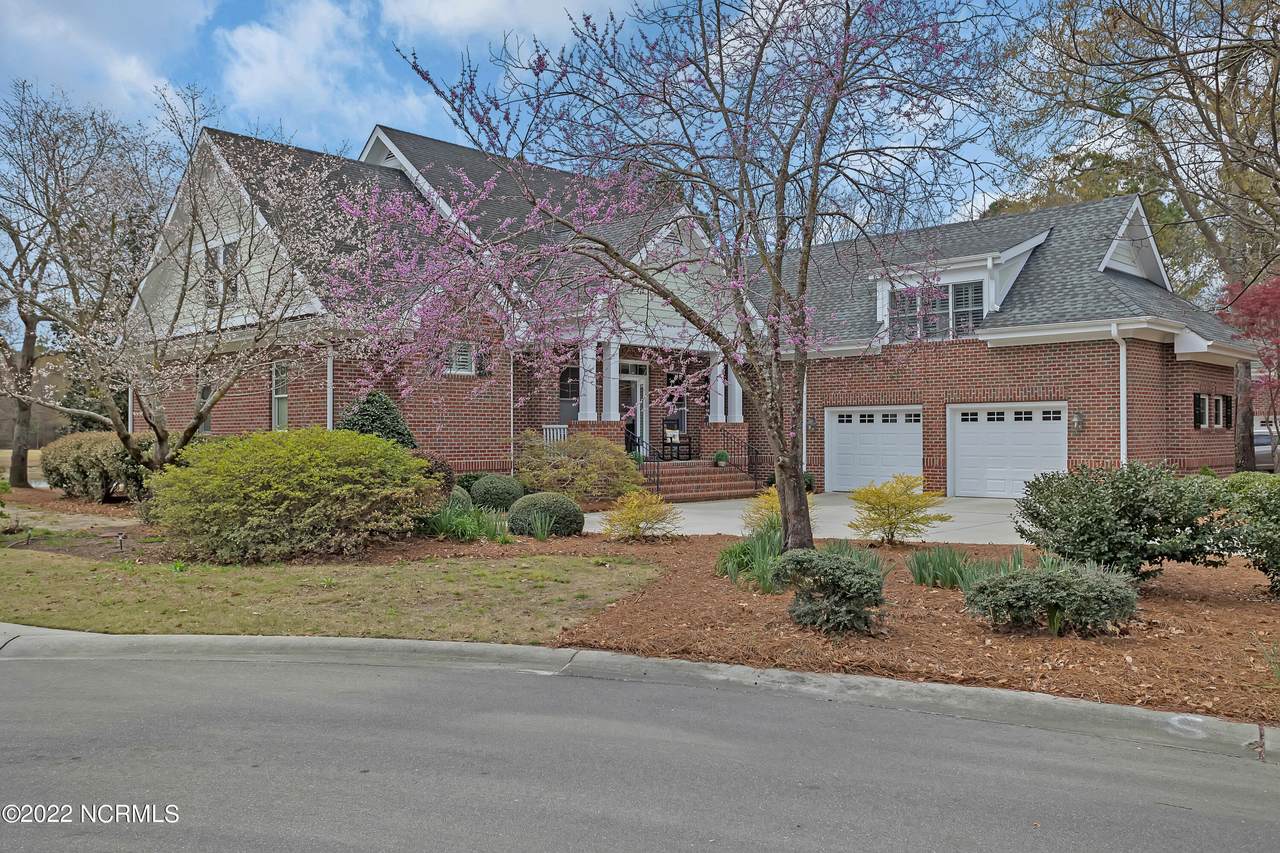196 Cedar Point Drive - Photo 1
