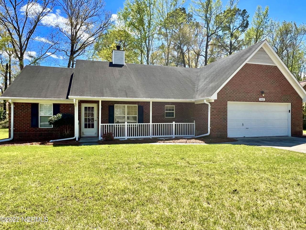 310 Lochbridge Drive - Photo 1