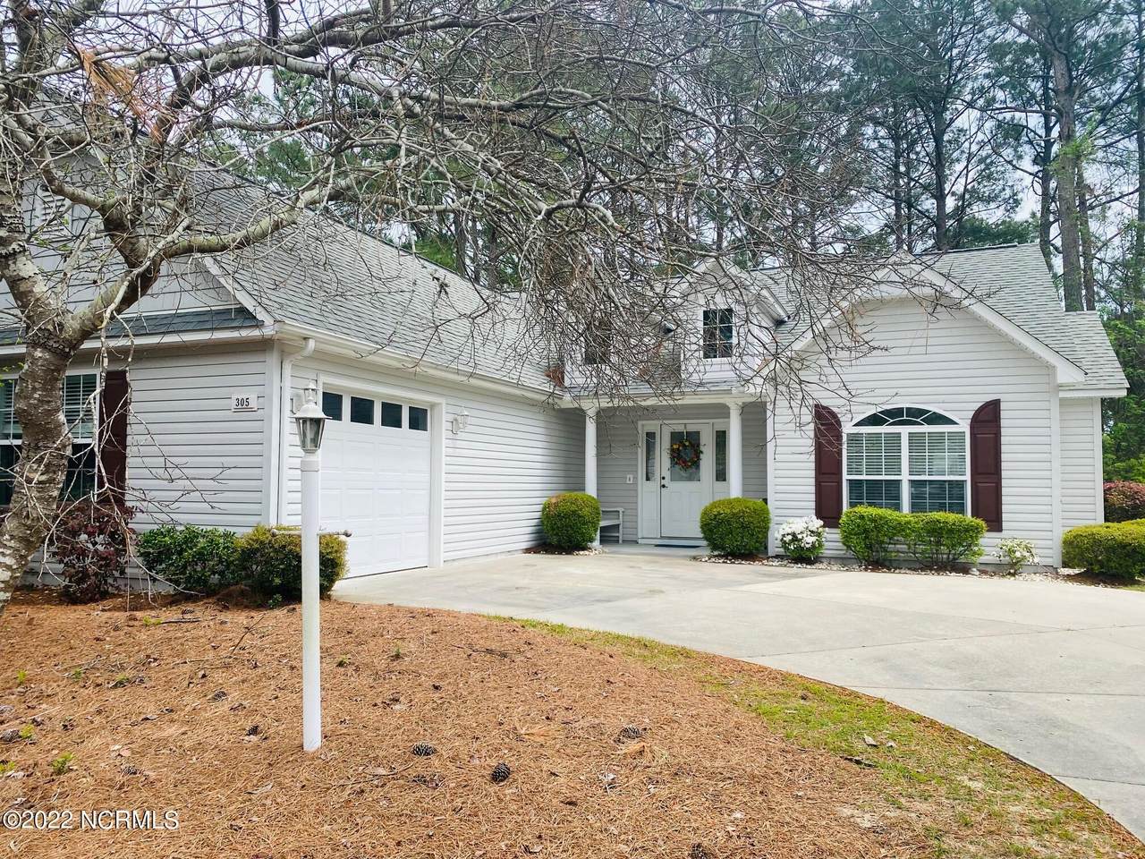 305 Jasmine - Photo 1
