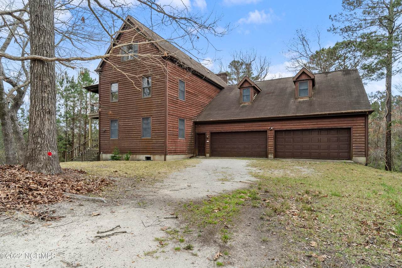 243 Elizabeth Road - Photo 1