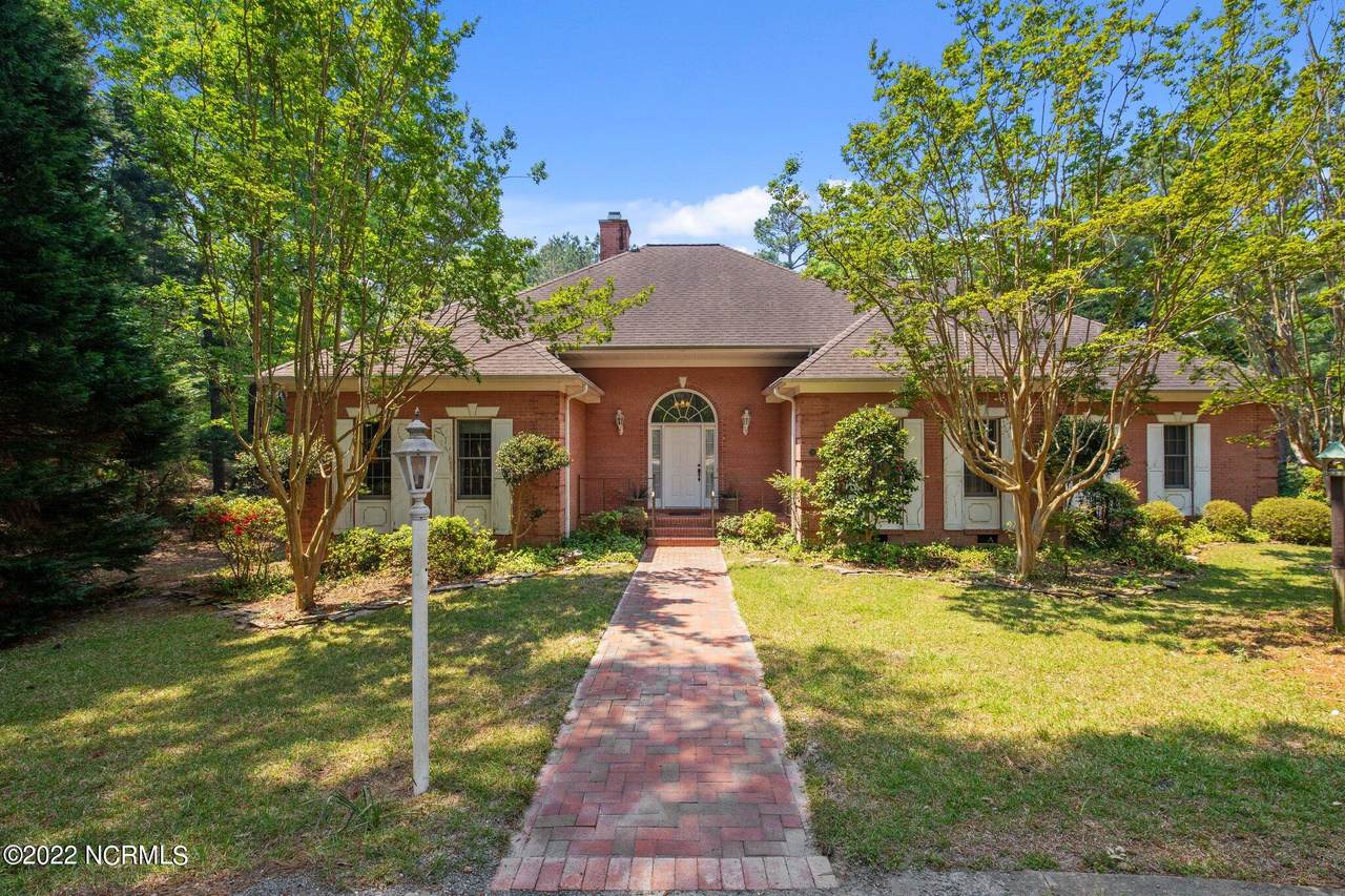 25 Donald Ross Drive - Photo 1