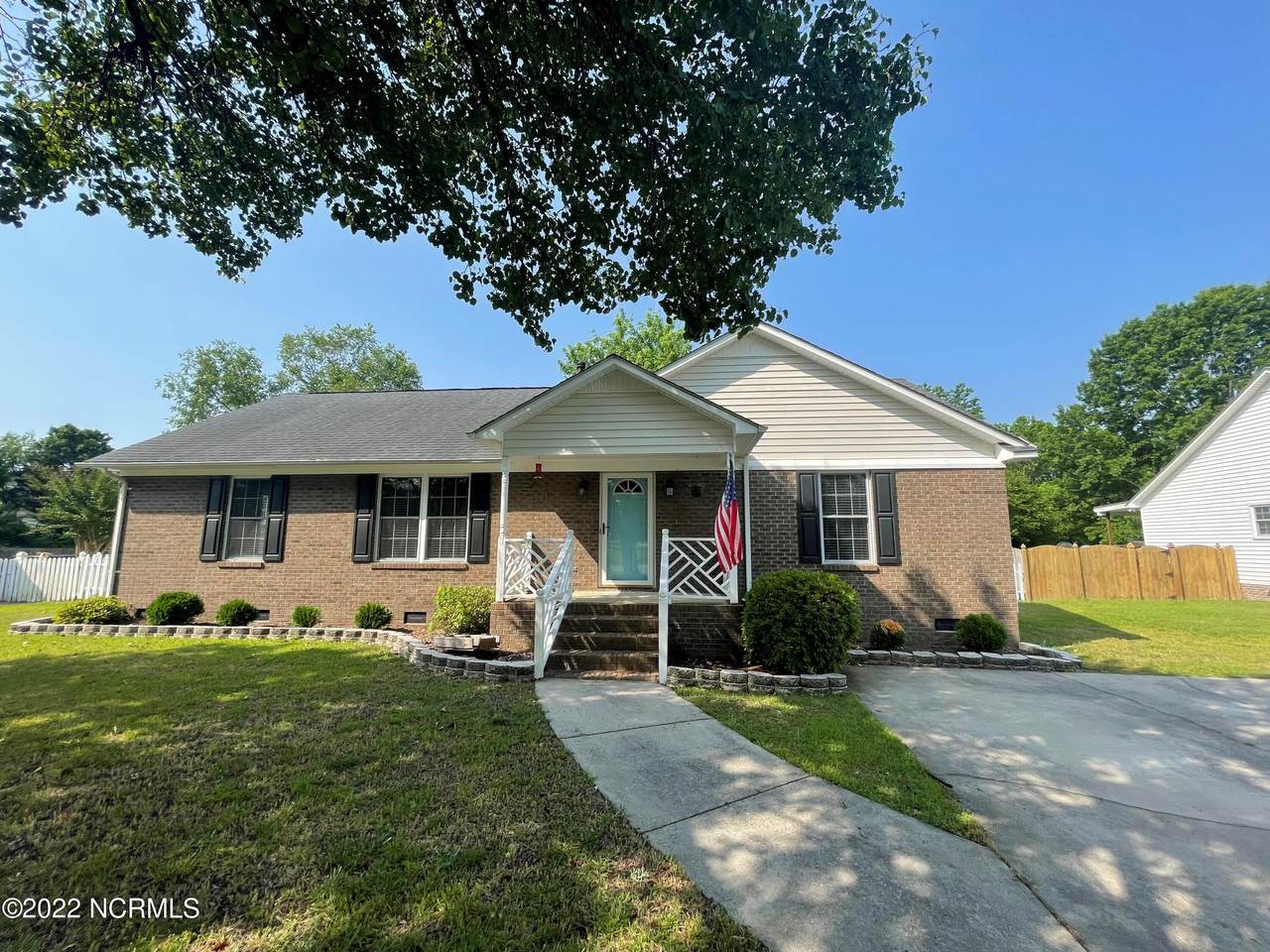 553 Shadow Ridge Drive - Photo 1