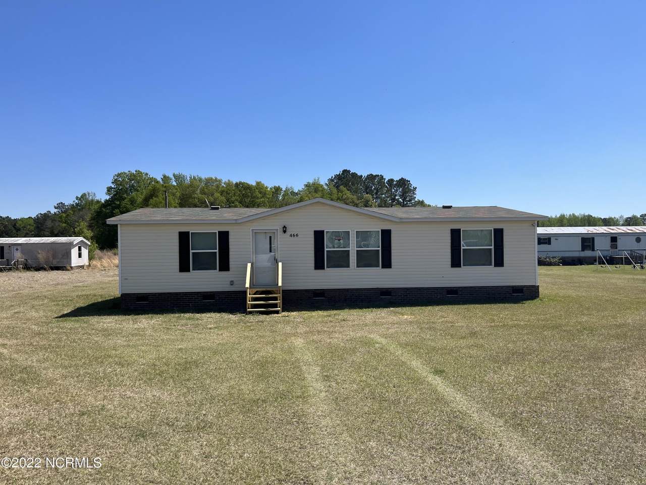 466 Ralph Hunt Boulevard - Photo 1