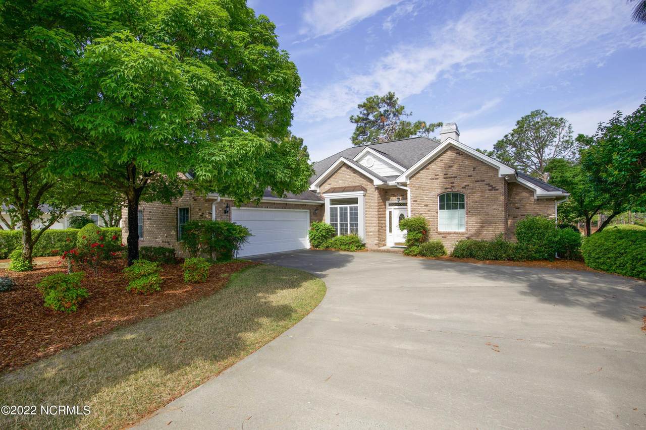 100 Paddock Lane - Photo 1