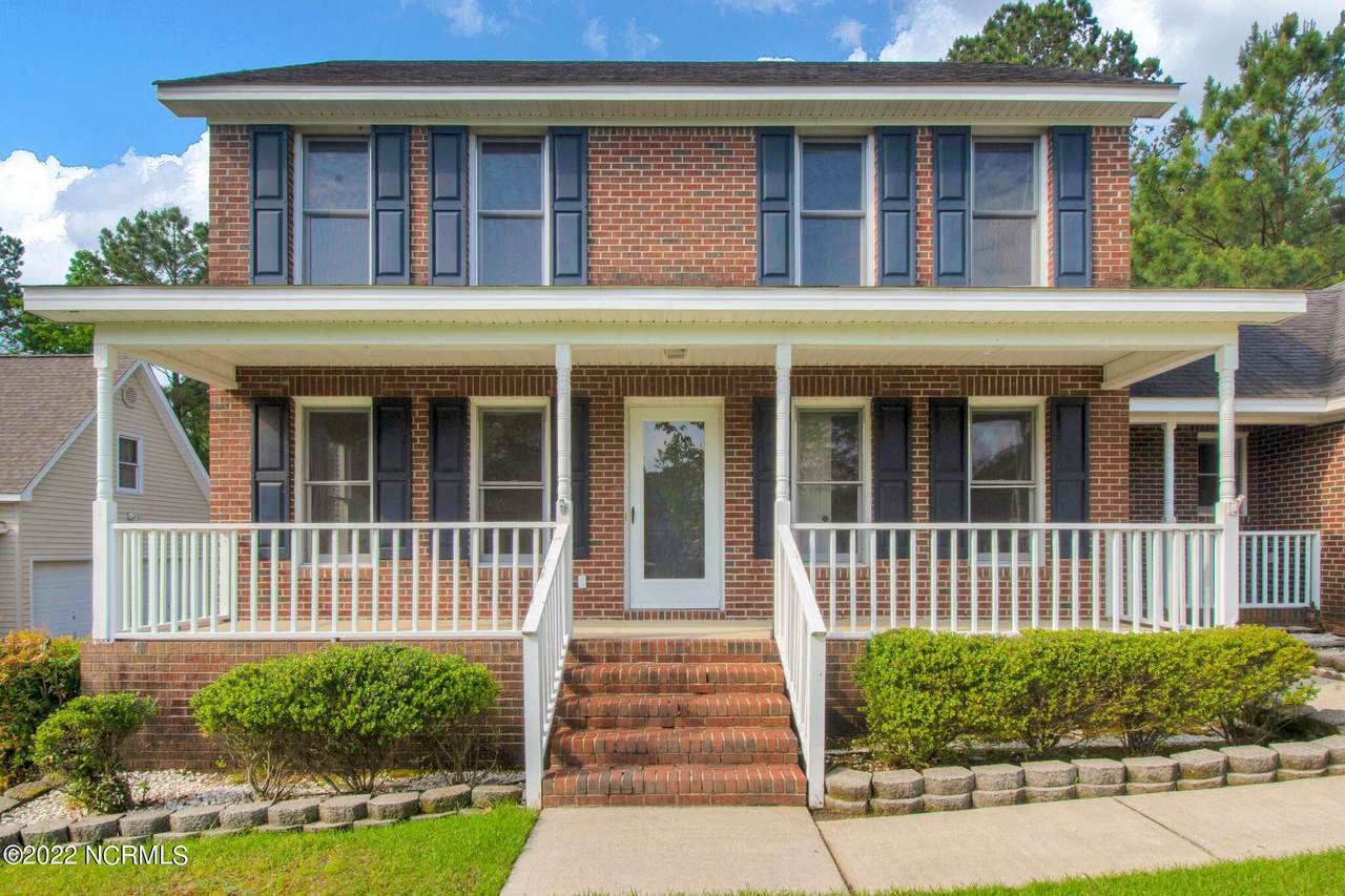 146 Pinewinds Drive - Photo 1