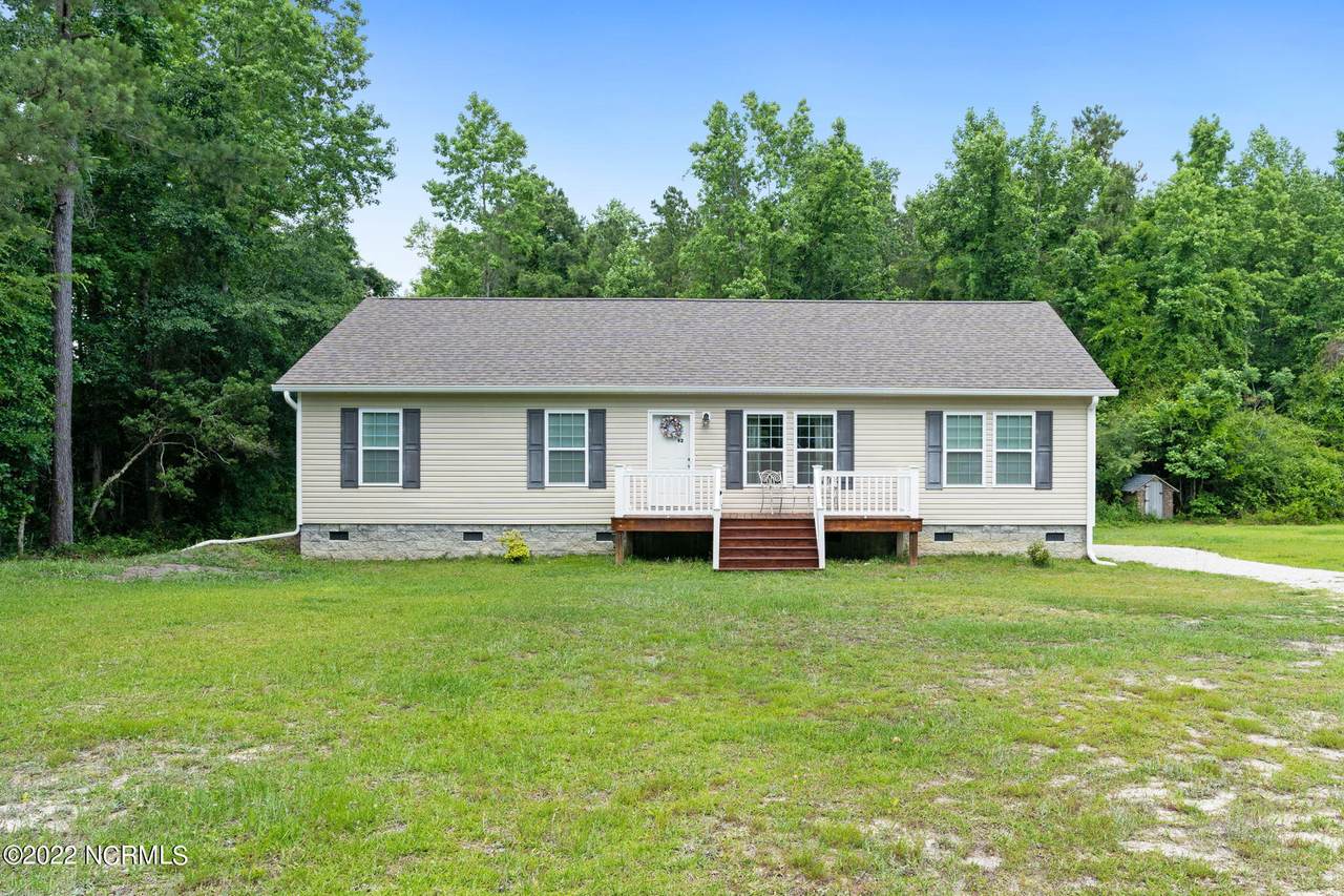 92 Laura Court - Photo 1