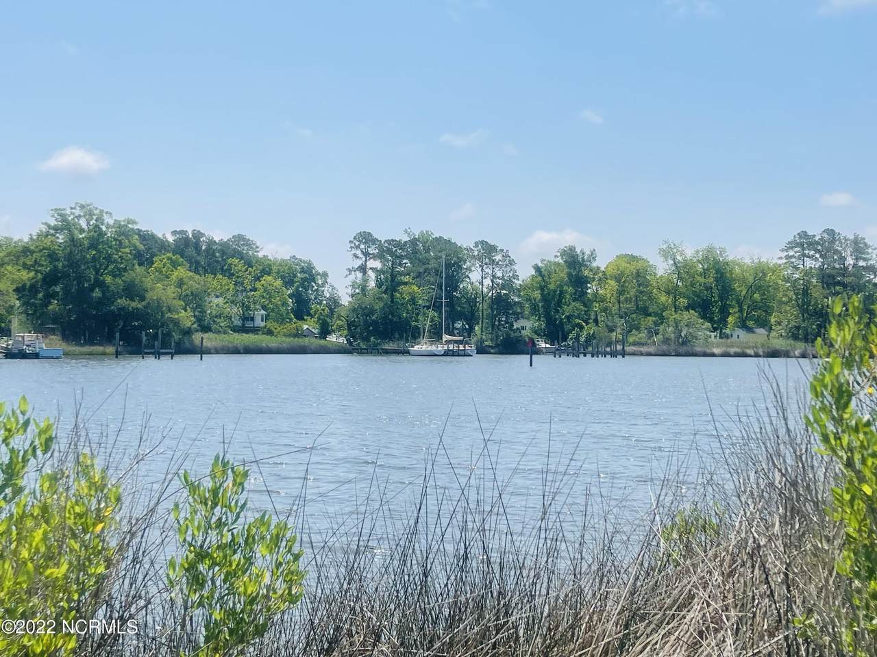 330 Martin Creek Drive - Photo 1