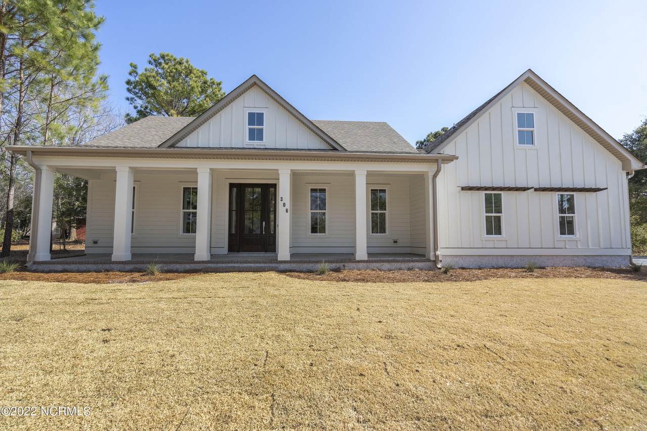 718 Hollybriar Loop Road - Photo 1