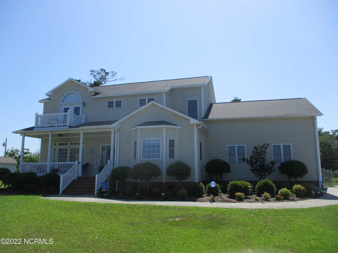 524 Neptune Drive - Photo 1