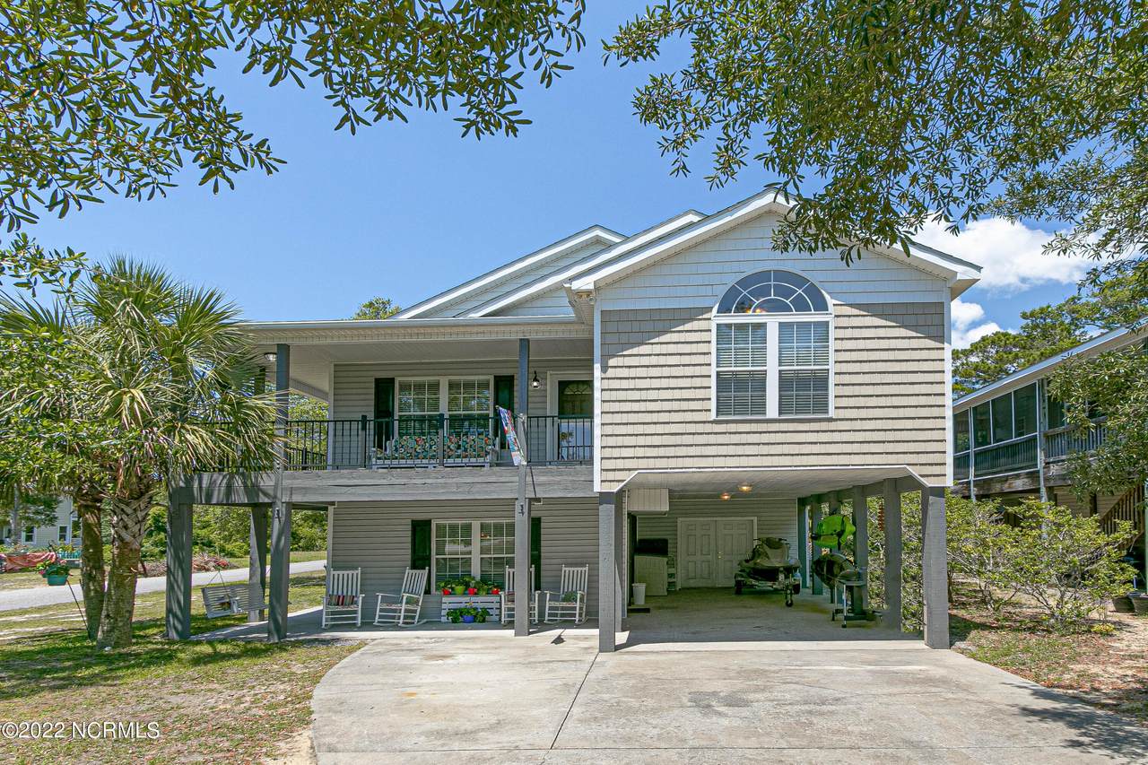 201 43rd Street - Photo 1