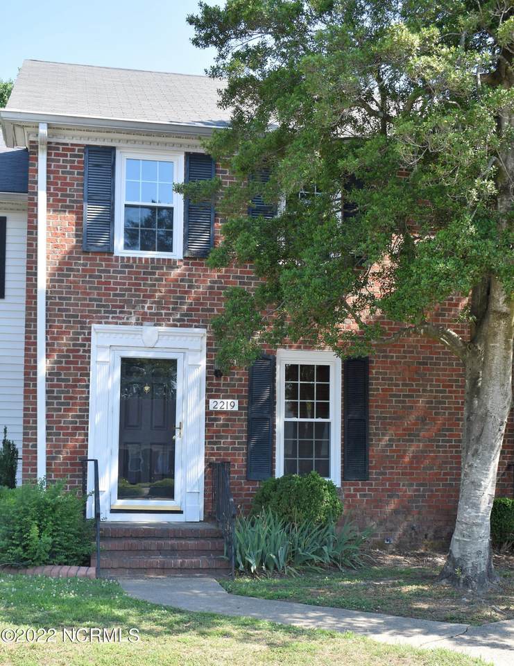 2219 Nash Place - Photo 1