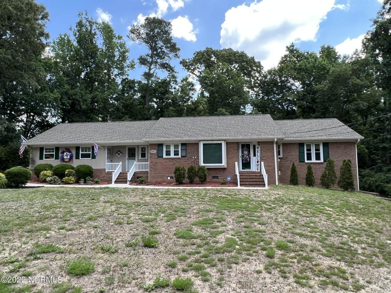 2407 Chestnut Lane - Photo 1