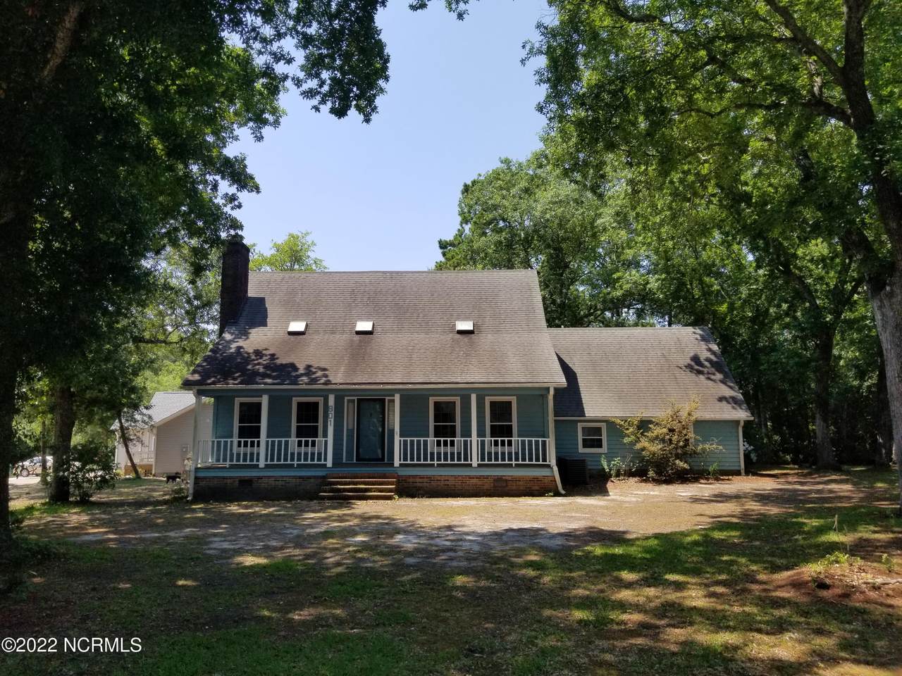 801 Elizabeth Drive - Photo 1