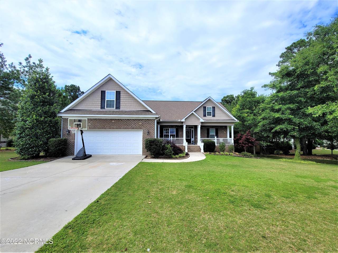 214 Sandy Springs Road - Photo 1