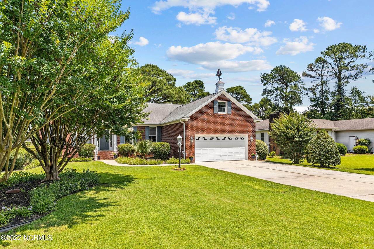 1009 Pelican Drive - Photo 1