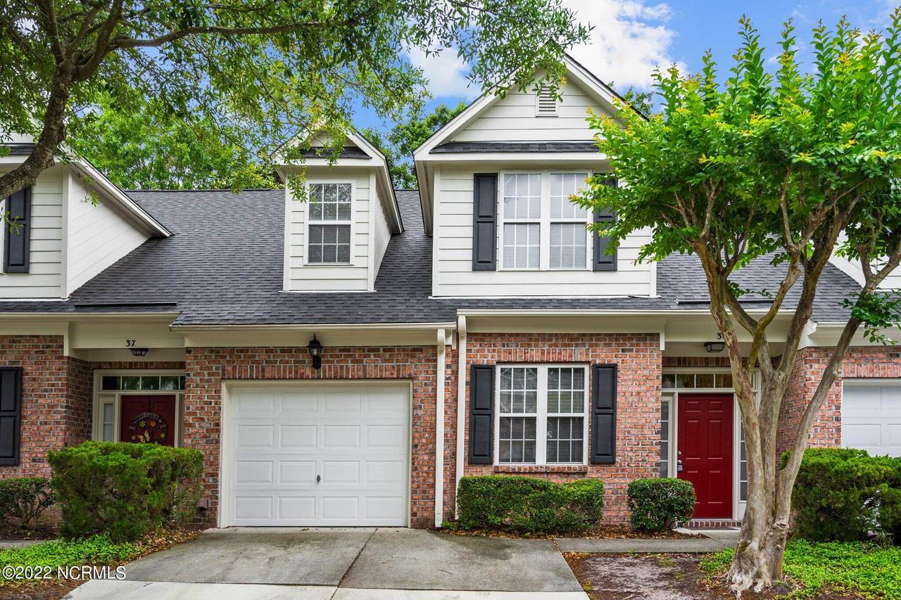 5006 Carleton Drive - Photo 1
