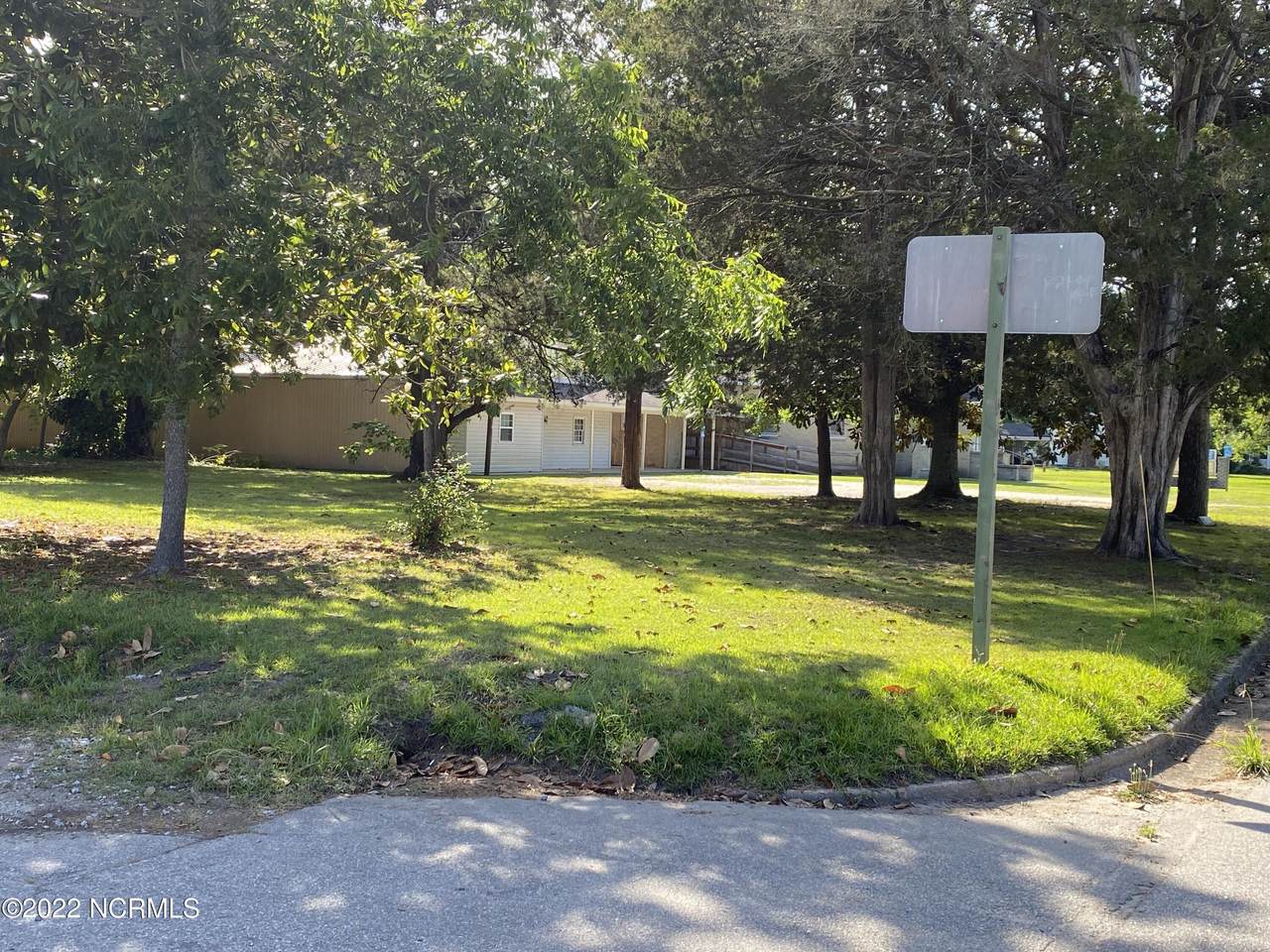 206 Front Street - Photo 1