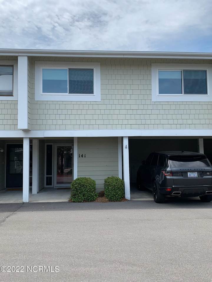 141 Driftwood Court - Photo 1