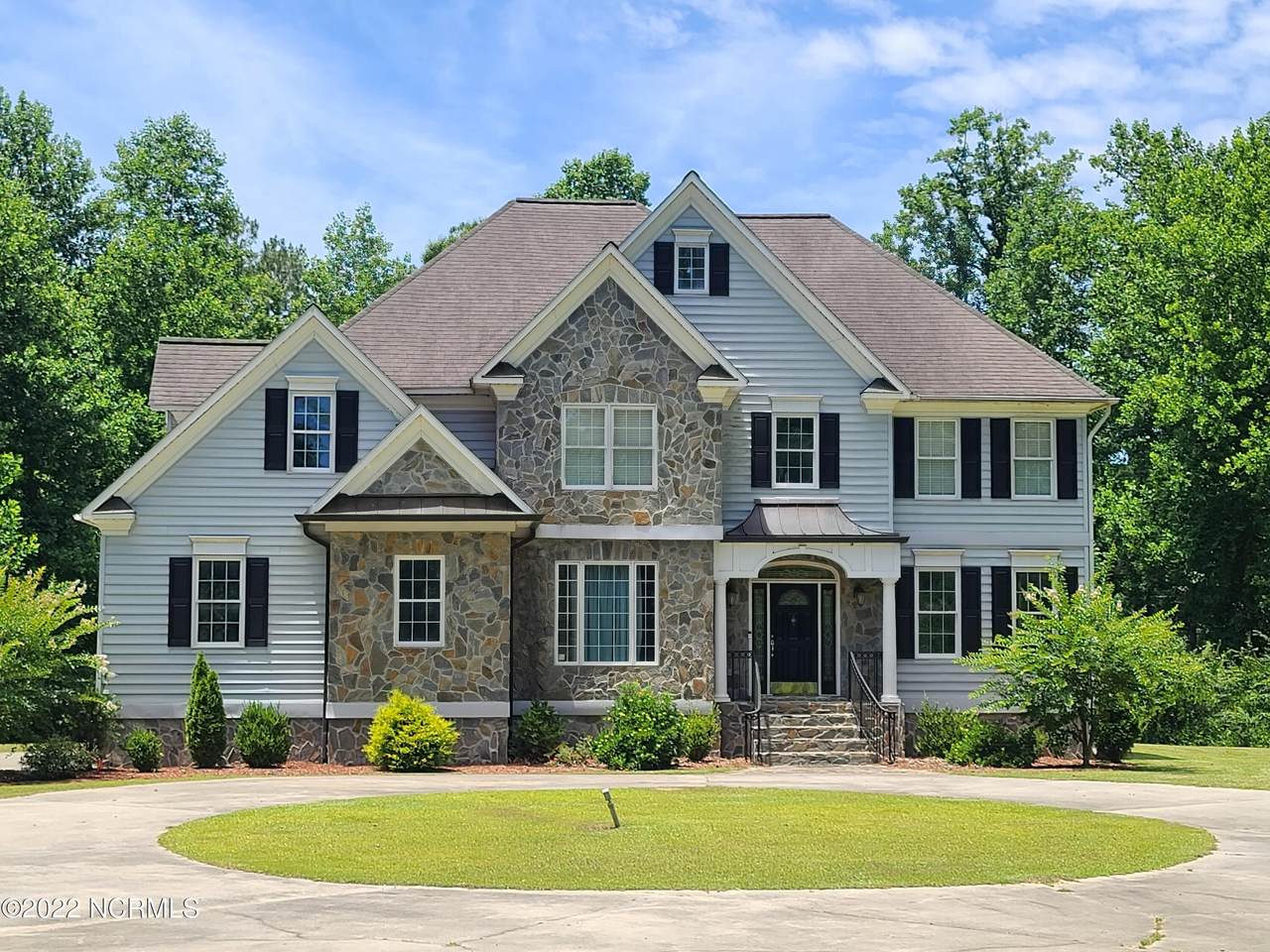 331 Whites Crossing Lane - Photo 1
