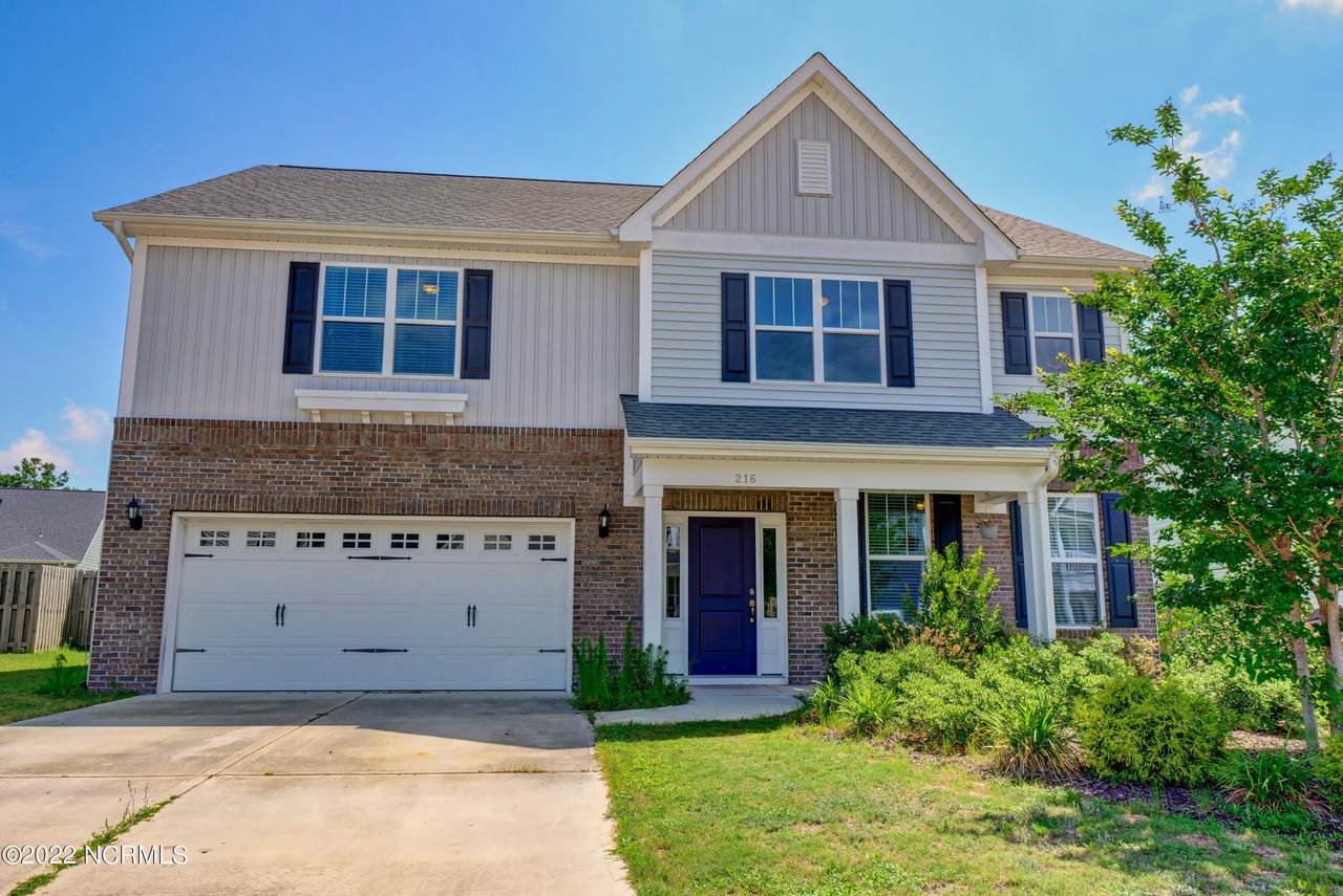 216 Waldorf Way - Photo 1