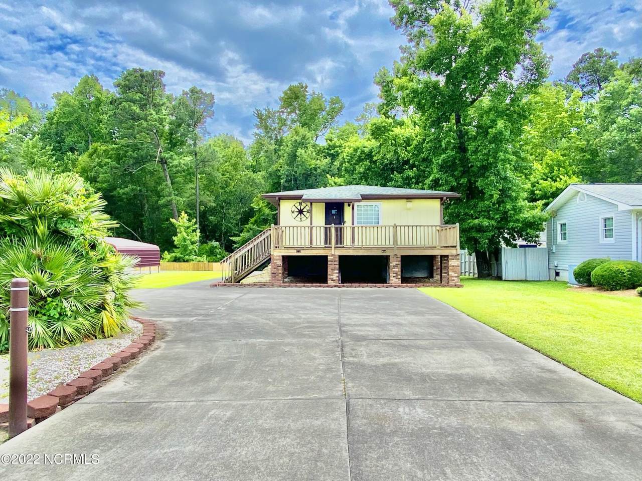 1020 Waccamaw Shores Road - Photo 1